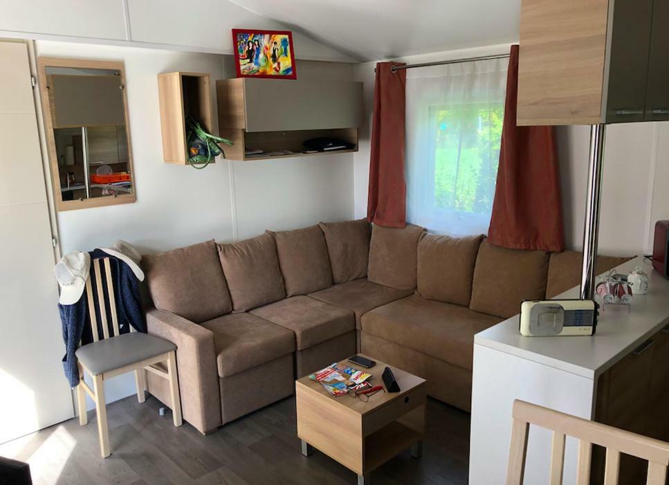 Mobil Home Proche Du Plan D'Eau D'Embrun Εξωτερικό φωτογραφία
