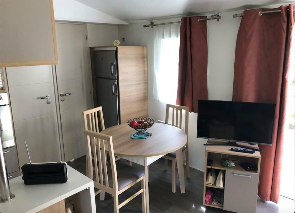 Mobil Home Proche Du Plan D'Eau D'Embrun Εξωτερικό φωτογραφία